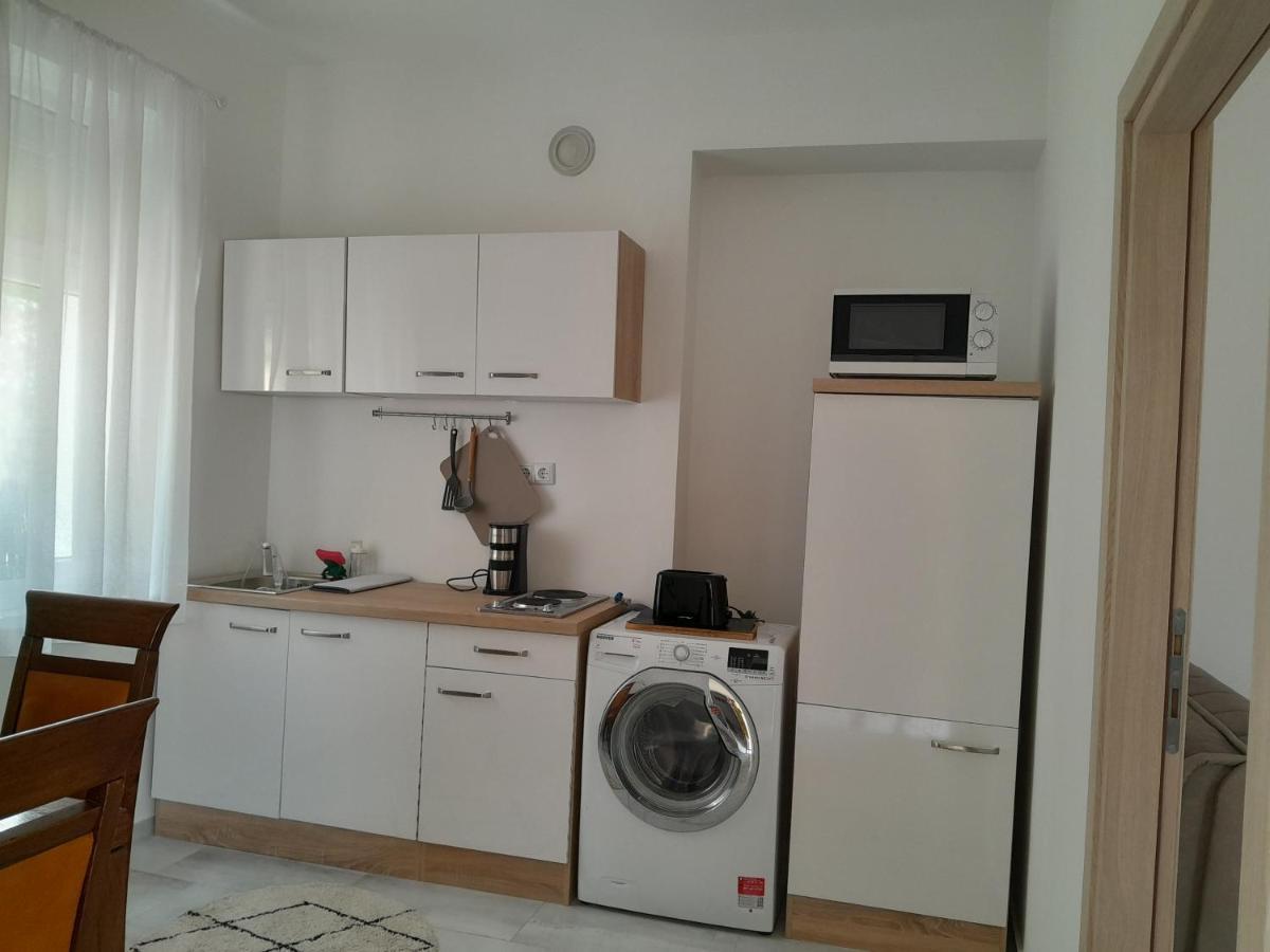 Apartmani Studio Apartmani Senjska Maslina Senj  Eksteriør billede