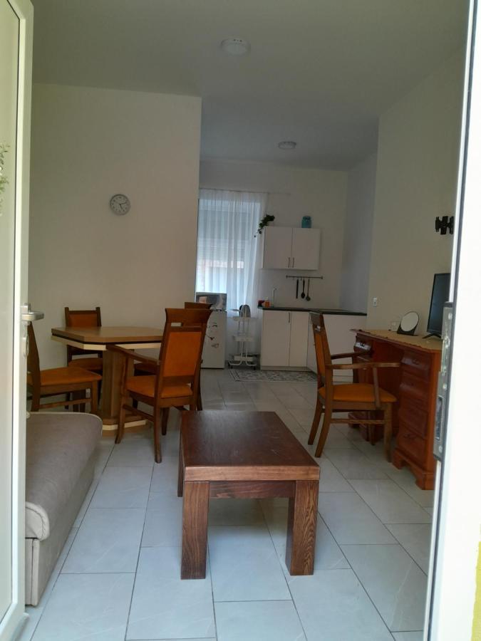 Apartmani Studio Apartmani Senjska Maslina Senj  Eksteriør billede