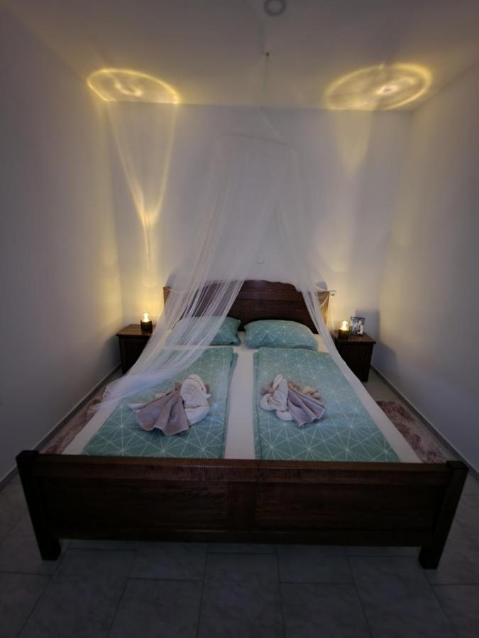 Apartmani Studio Apartmani Senjska Maslina Senj  Eksteriør billede