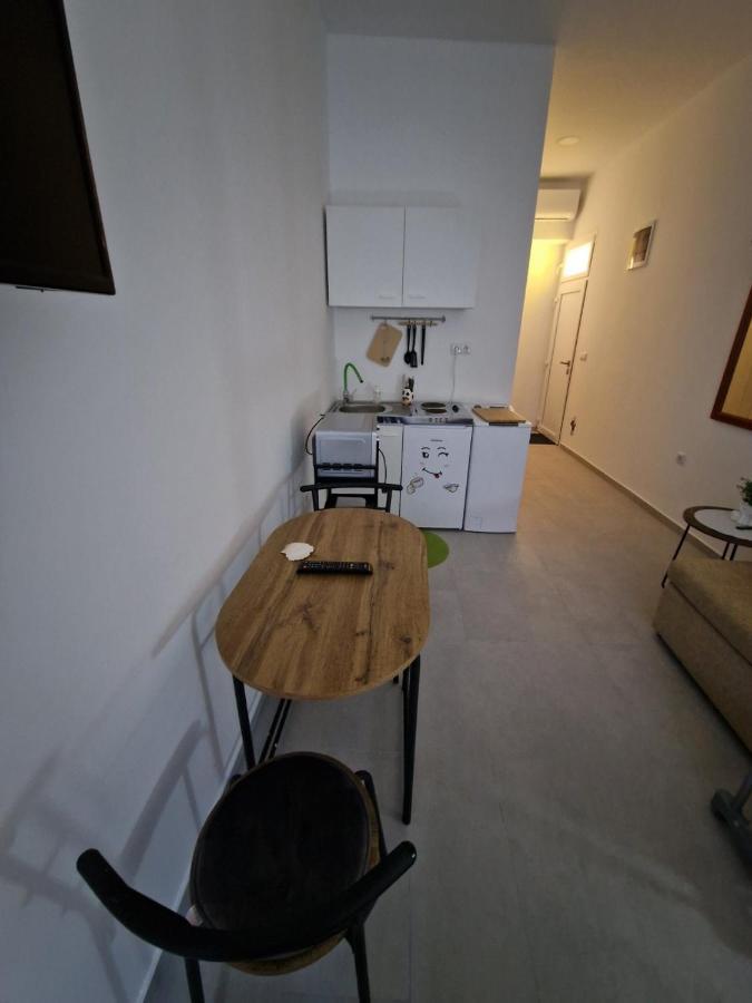 Apartmani Studio Apartmani Senjska Maslina Senj  Eksteriør billede
